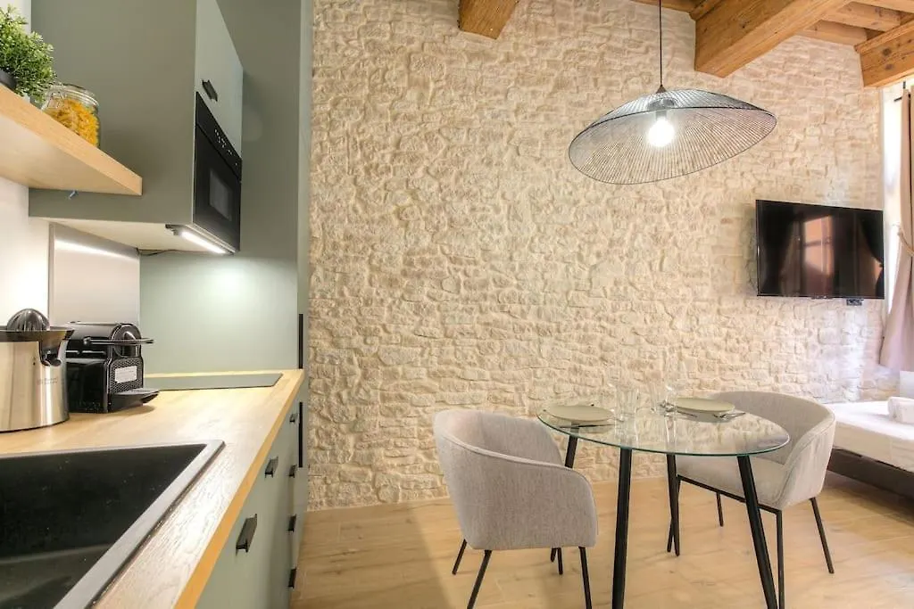 Studio De Charme Avec Balneo, Coeur De Presqu\'Ile location